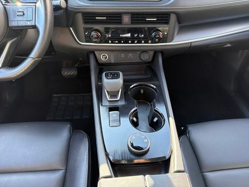 Used 2023 Nissan Rogue SV w/ SV Premium B Package AWD/4WD image 26