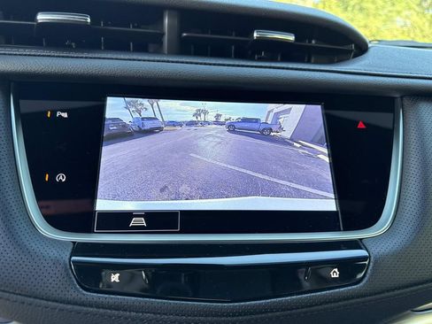 New 2026 Cadillac XT5 Luxury w/ LPO, Premium Carpet Package image 25