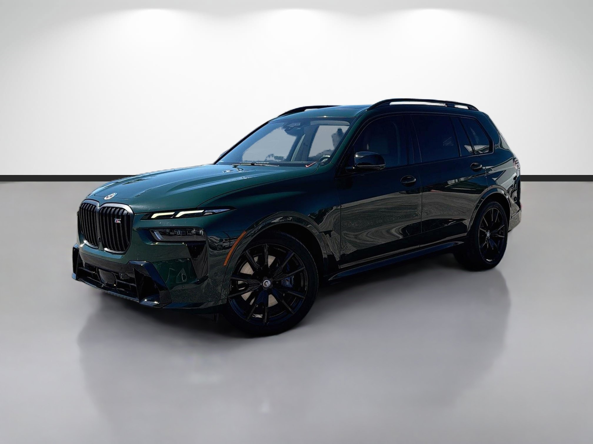 Used 2023 BMW X7 M60i w/ Executive Package AWD/4WD image 1