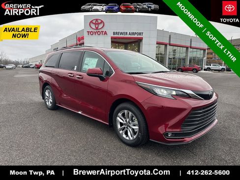 New 2026 Toyota Sienna XLE image 1