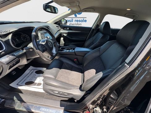 Used 2017 Nissan Maxima SR w/ Midnight Edition FWD image 12