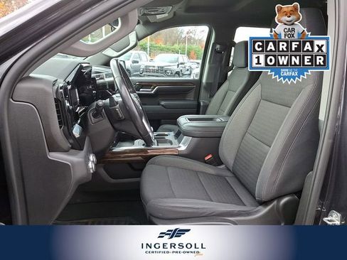 Used 2022 GMC Sierra 1500 Elevation w/ Preferred Package image 17