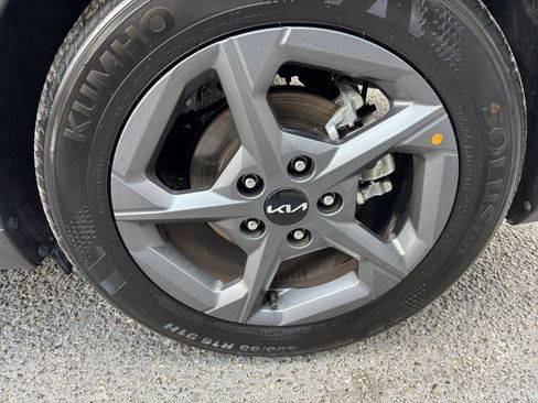 Used 2025 Kia K4 FWD image 31