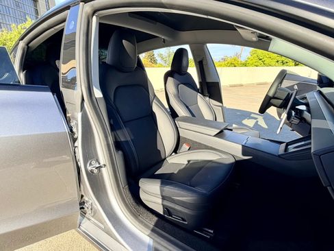 Used 2025 Tesla Model 3 RWD image 48
