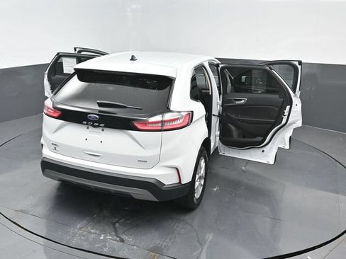 Used 2024 Ford Edge SEL w/ Convenience Package AWD/4WD image 22