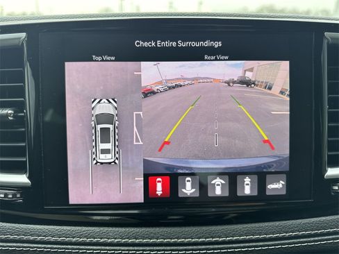 Used 2022 Chrysler Pacifica Limited image 17