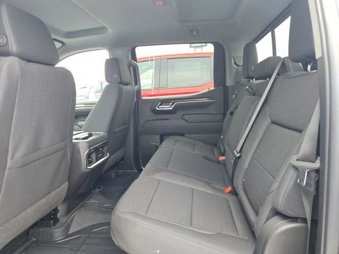 New 2026 GMC Sierra 1500 Elevation image 39