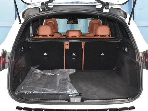 Certified 2026 Mercedes-Benz GLC 300 4MATIC image 25