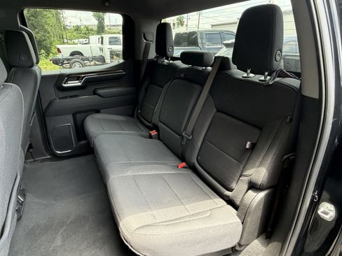 Used 2024 GMC Sierra 1500 Elevation w/ X31 Off-Road Package AWD/4WD image 31