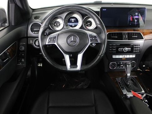 Used 2014 Mercedes-Benz C 250 Sedan image 6