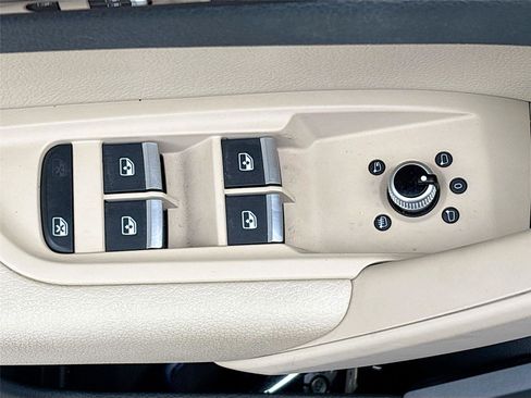 Used 2018 Audi Q5 2.0T Premium Plus image 18