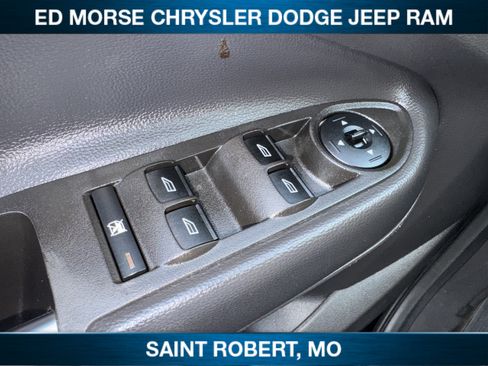 Used 2018 Ford Escape SE w/ SE Sync 3 Package AWD/4WD image 18