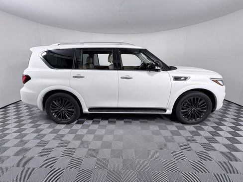 Used 2023 INFINITI QX80 Premium Select w/ All-Season Package image 8