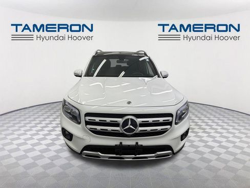 Used 2020 Mercedes-Benz GLB 250 w/ Premium Package image 8