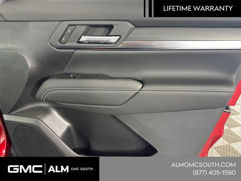 New 2026 GMC Terrain Elevation w/ Elevation Premium Package image 16