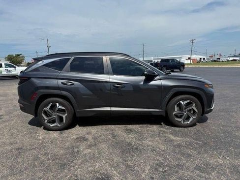 Used 2022 Hyundai Tucson SEL w/ Convenience + Premium Package AWD/4WD image 5
