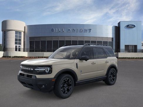 New 2025 Ford Bronco Sport Outer Banks w/ Outer Banks Tech Package+ AWD/4WD image 2