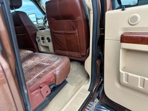 Used 2012 Ford F250 King Ranch w/ King Ranch w/Chrome Pkg image 21