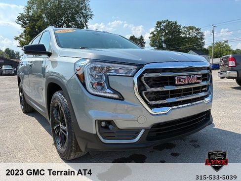 Used 2023 GMC Terrain AT4 w/ LPO, Floor Liner Package AWD/4WD image 7