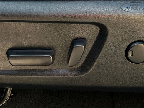 Used 2015 Toyota Tundra Limited w/ Limited Premium Package image 35