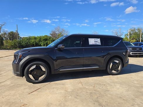 New 2026 Kia EV9 Wind image 5