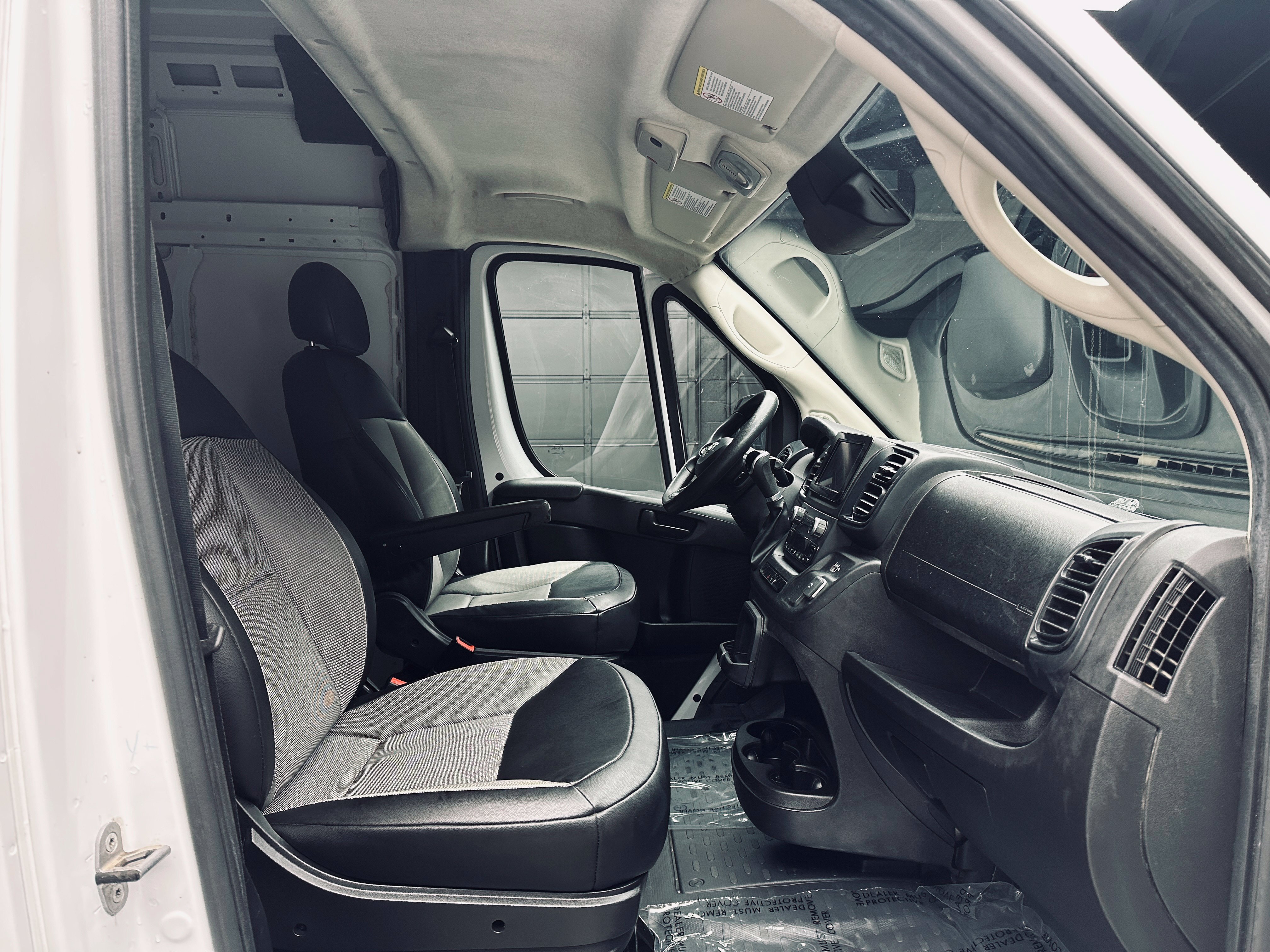 Used 2023 RAM ProMaster 2500 FWD image 18