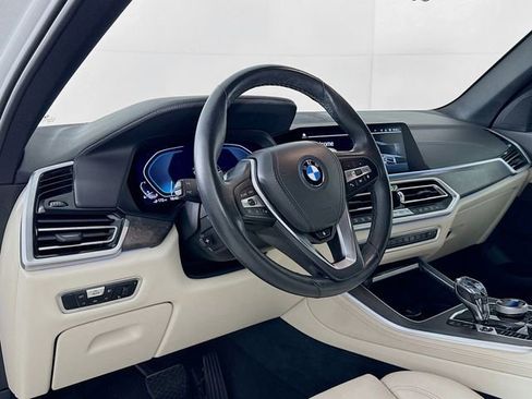 Used 2022 BMW X5 xDrive45e w/ Executive Package image 9