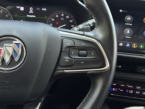Used 2023 Buick Envision Avenir FWD image 28