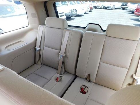 Used 2011 Chevrolet Tahoe LS image 14