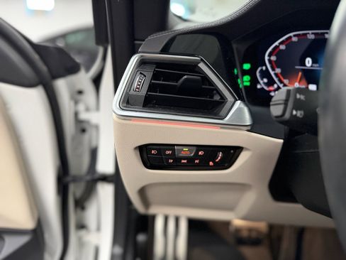 Used 2022 BMW 430i xDrive Convertible w/ M Sport Package image 19