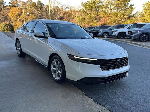 Used 2023 Honda Accord LX image 6