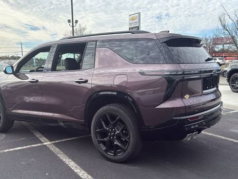 New 2026 Chevrolet Traverse RS w/ LPO, Floor Liner Package image 5