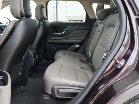 Used 2023 Lincoln Corsair Reserve w/ Equipment Group 202A image 10