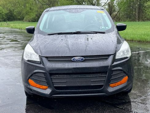Used 2016 Ford Escape S FWD image 2