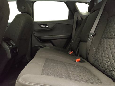 Used 2019 Chevrolet Blazer LT FWD image 18