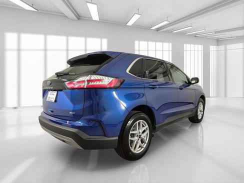 Used 2024 Ford Edge SEL w/ Convenience Package AWD/4WD image 8