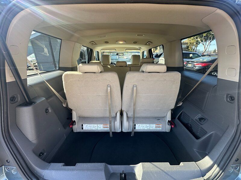 Used 2010 Ford Flex SEL FWD image 11