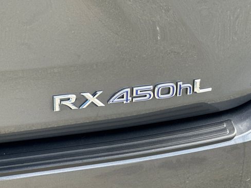 Used 2022 Lexus RX 450hL AWD w/ Premium Package image 21
