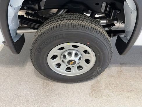 New 2026 Chevrolet Silverado 3500 W/T AWD/4WD image 6