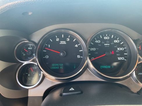 Used 2010 Chevrolet Silverado 3500 LT AWD/4WD image 17