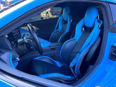 Used 2020 Chevrolet Corvette 3LT w/ 3LT Preferred Equipment Group image 9