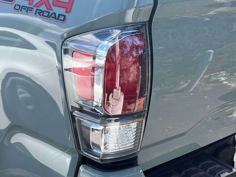 Certified 2023 Toyota Tacoma TRD Off-Road w/ TRD Premium Off Road Package image 12