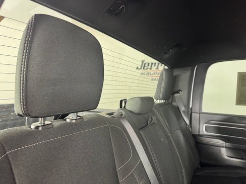 Used 2025 RAM 2500 Big Horn AWD/4WD image 31