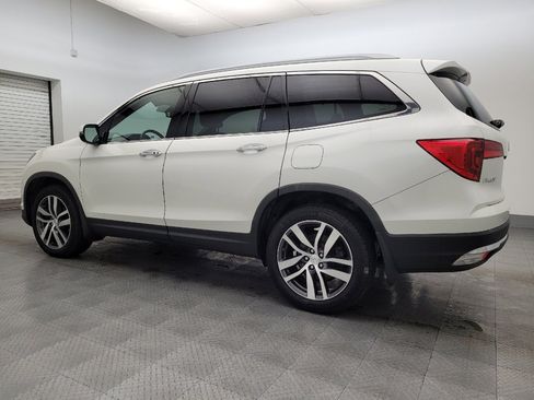 Used 2018 Honda Pilot Elite image 3