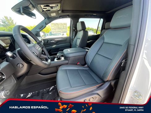 New 2026 GMC Yukon XL AT4 AWD/4WD image 10