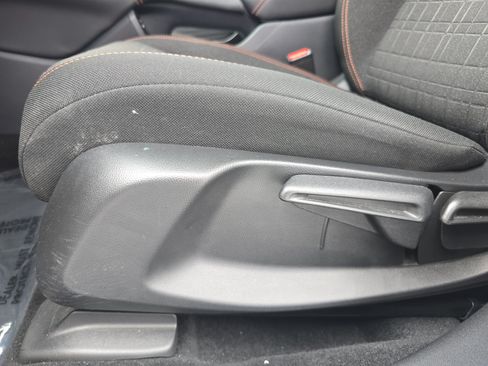 Used 2025 Honda HR-V Sport image 28