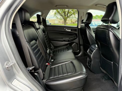 Used 2021 Ford Edge SEL FWD image 15