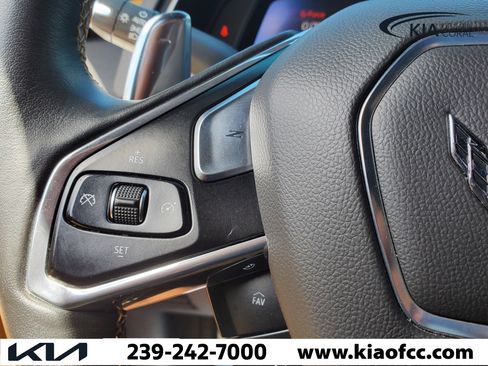 Used 2020 Chevrolet Corvette Stingray Preferred Cpe w/ 2LT Preferred Equipment Group RWD image 22