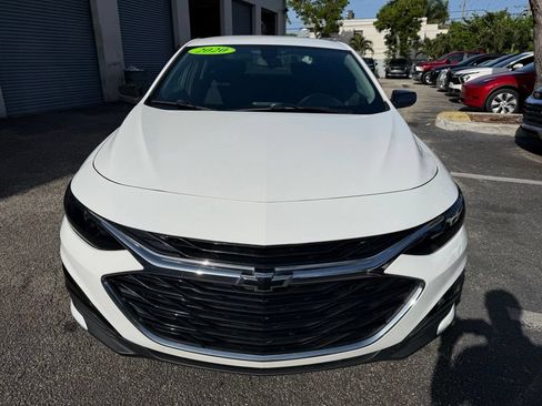 Used 2020 Chevrolet Malibu RS FWD image 2