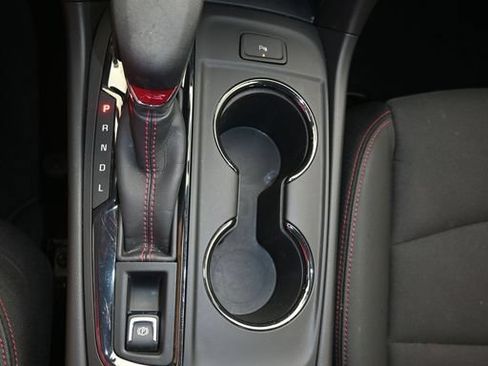 Used 2022 Chevrolet Equinox RS w/ Infotainment Package FWD image 19